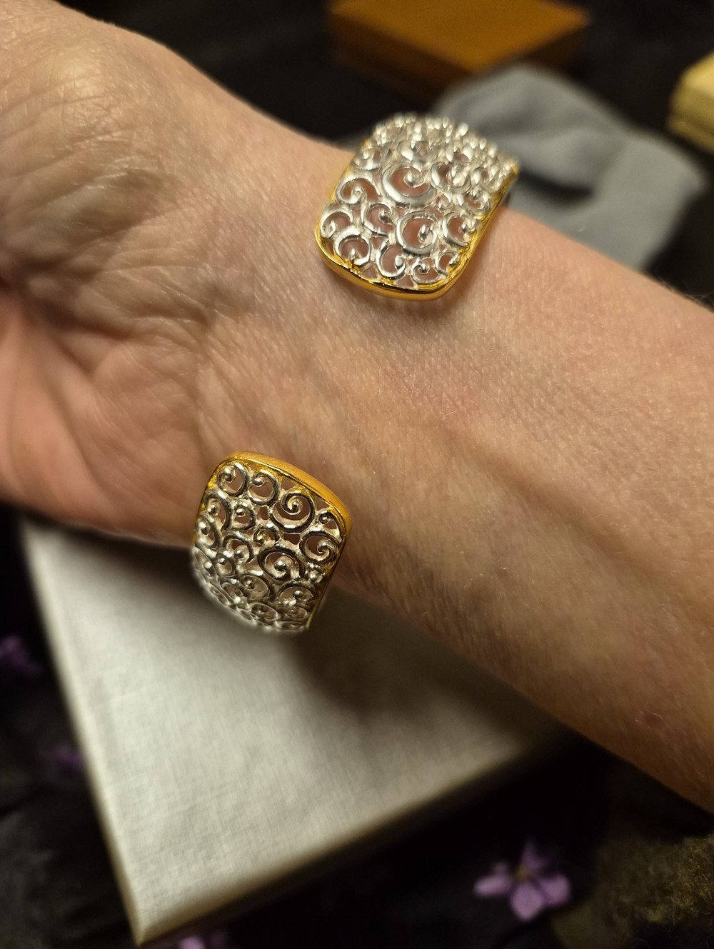 NWT BALI LEGACY TWO-TONE 22K Gold and STERLING PHOENIX CUFF BRACELET 30.6 GRAMS - Picture 12 of 14